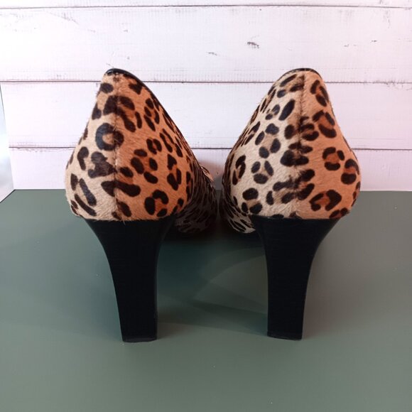EUC 💥 FRANCO SARTO Gorgeous Leopard Print Pumps 3" Heel Shoes Size 8M - Picture 3 of 9